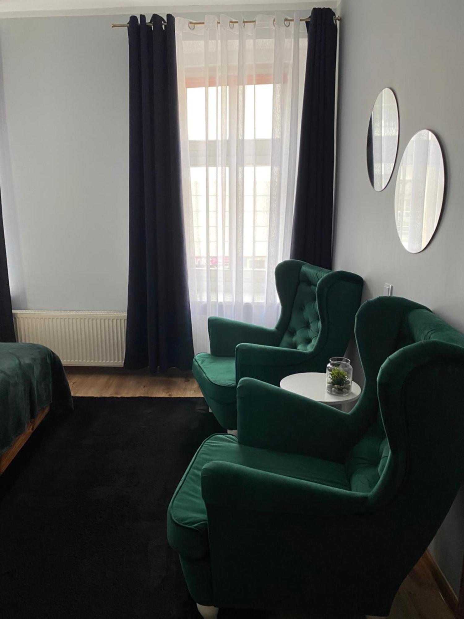 Apartament Jednosci زيلونا غورا المظهر الخارجي الصورة